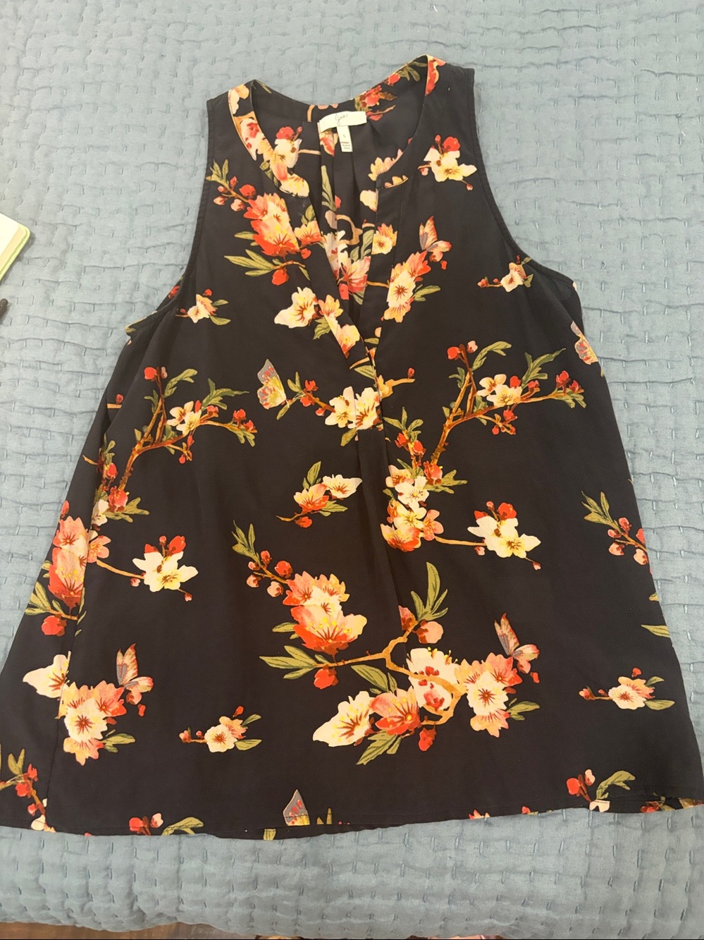 Joie 100% Silk Black Floral Sleeveless Deep V-Neck Camisole